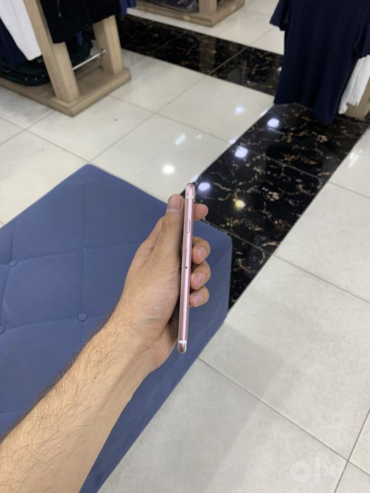 Iphone 7 sotiladi srochna holati zor aybi yoq