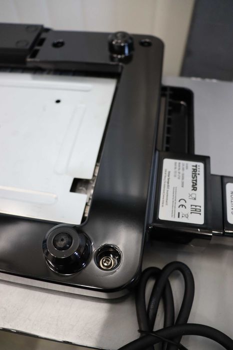 Електрическа скара Tristar BP-2750, 2000 W, Дължина на кабела 80 см