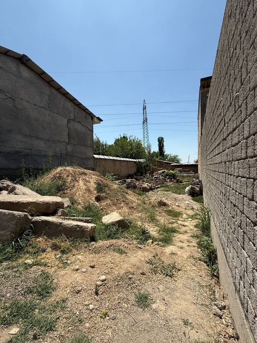 Srochna yer sotiladi Tashgresda