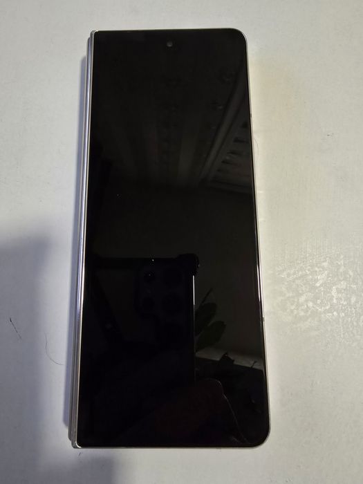 Samsung Galaxy Z Fold 4