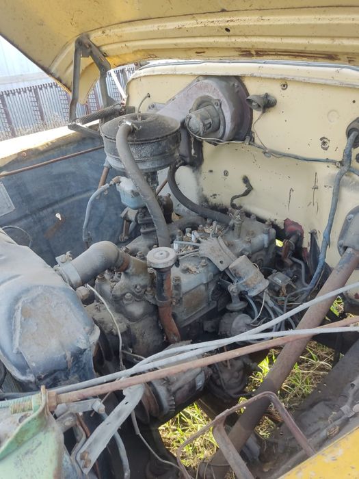 продам  газ 52 не на ходу