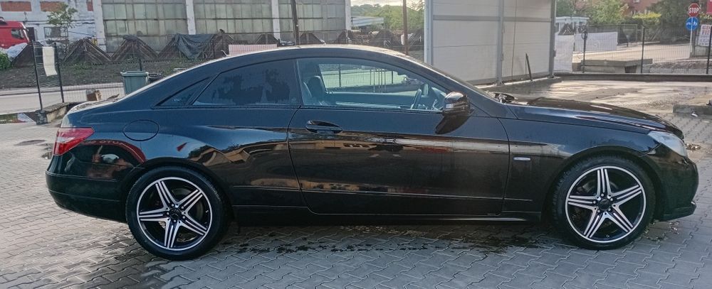 Mercedes benz E Class Coupe