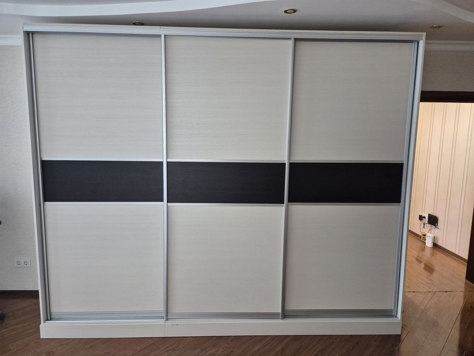 Продам Шкаф-Купе