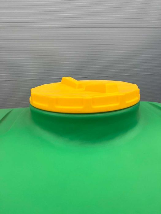 Емкость бак бочка 2000 литров с завода горизонтальная, гарантия