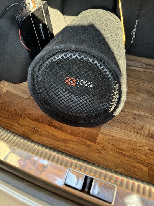 JBL  1000.