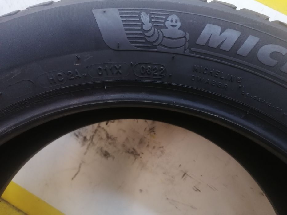 205/55/17 All Season 2x Continental 95v dot 0822.   5,,48mm