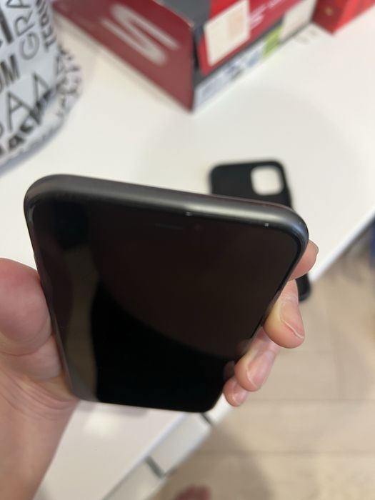 Iphone 11 на 128г