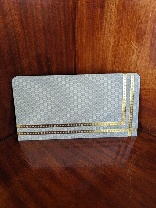 Плик за пари от твърда хартия, ръчноправен