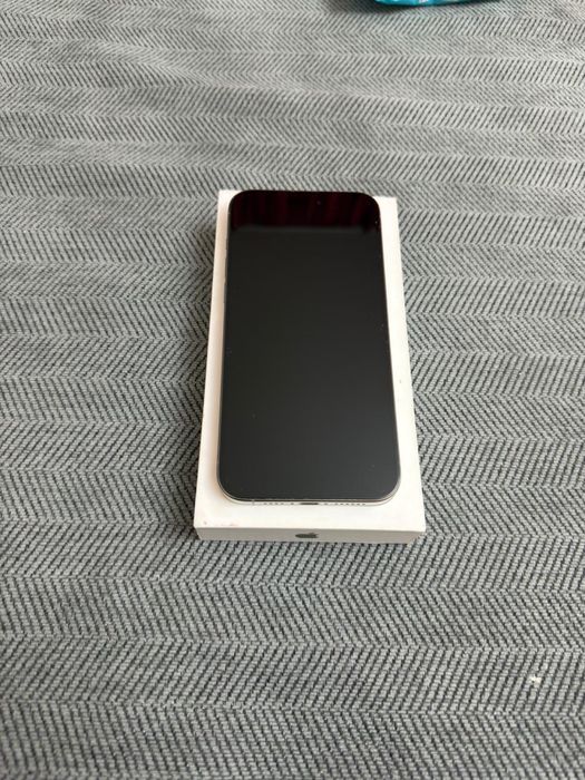 Продам Айфон 15 Pro Max 1тб