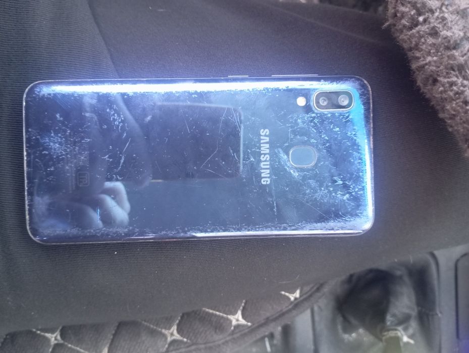 Продам samsung a20