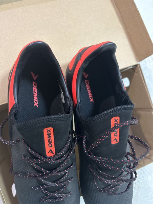Бутсы Demix Exponenta 2FG 44р
