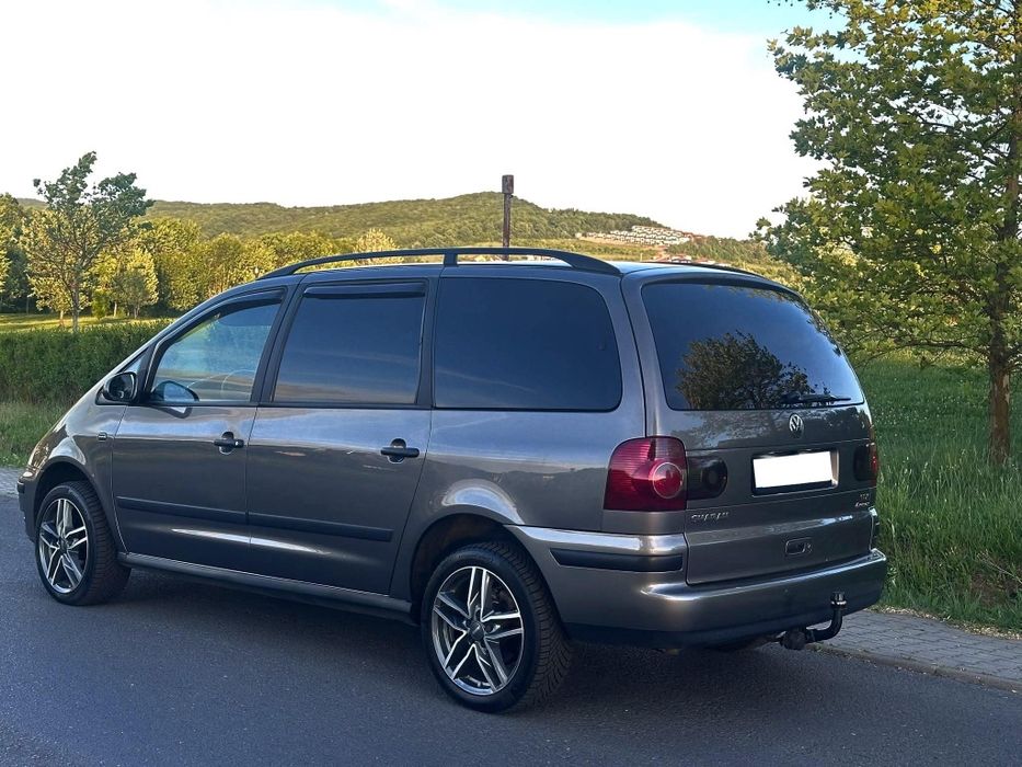 VOLKSWAGEN Sharan 2007