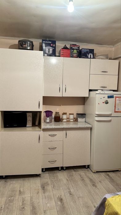 Срочно продам!!! Кухонный гарнитур