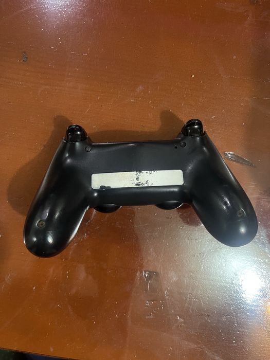 Vand Maneta PlayStation 4