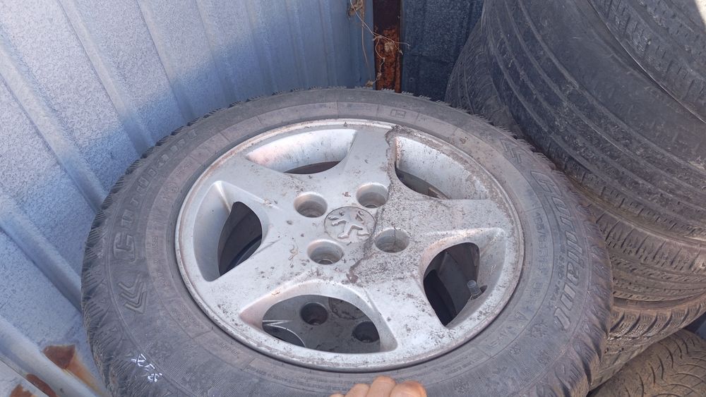 Продам 6Jx15 4/114.3 ET46 d67.1
