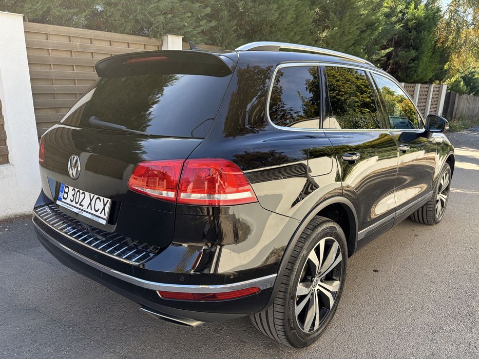 VOLKSWAGEN Touareg 2015 — imagine 4