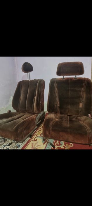 Продам комплект сидений