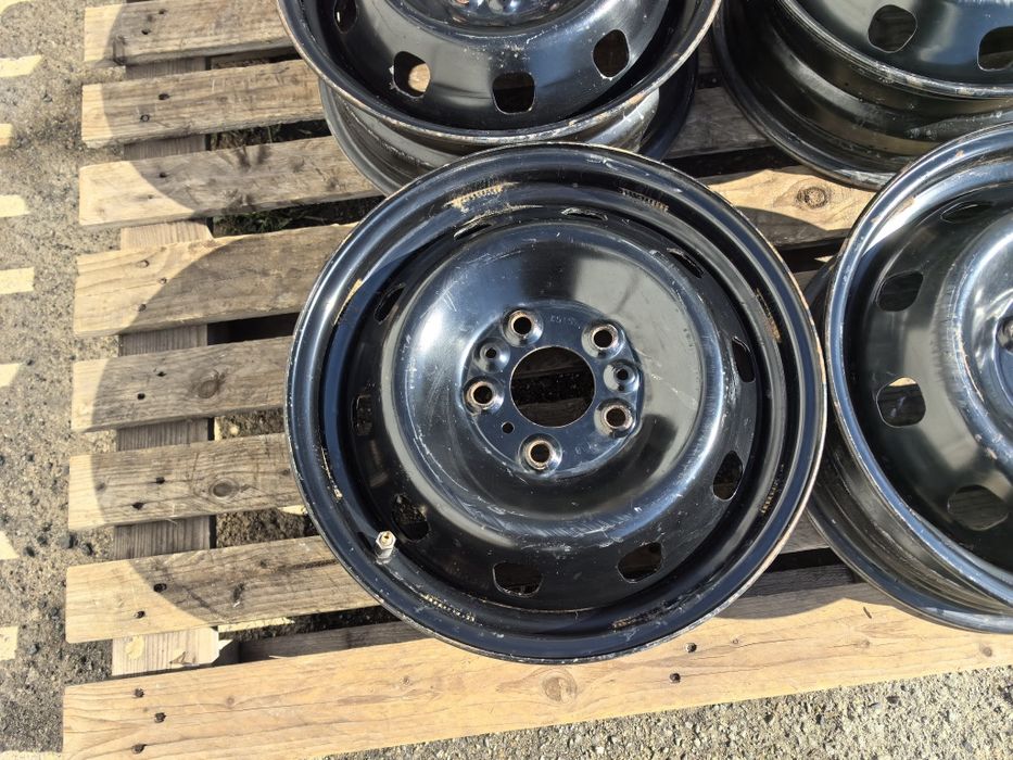 16 цола 5 х 118 мм Фиат / Пежо / Ситроен / Ивеко - 6 инча / ЕТ 68