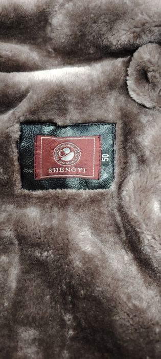 Продам кожаную куртку