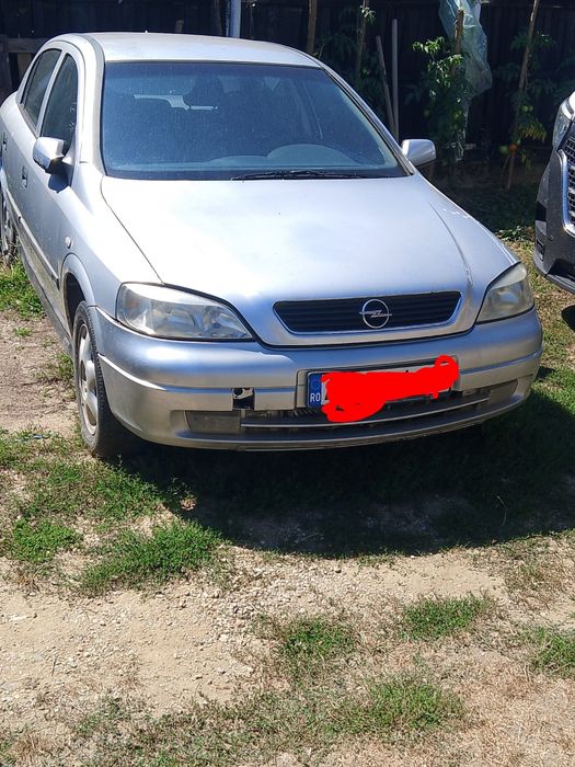 Vând Opel Astra g
