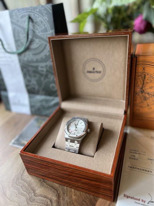 Audemars Piguet Royal Oak White Dial  41 mm
