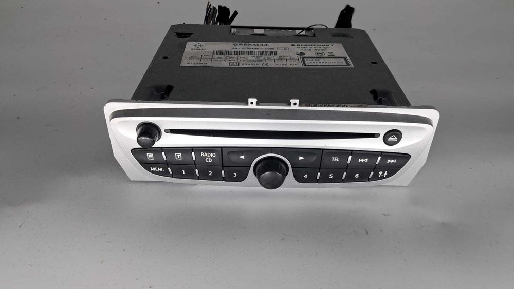 cd player Renault Megane 3 an 2010 cod 281159243R
