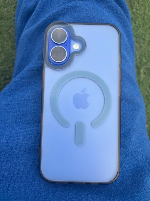 Telefon iPhone 16