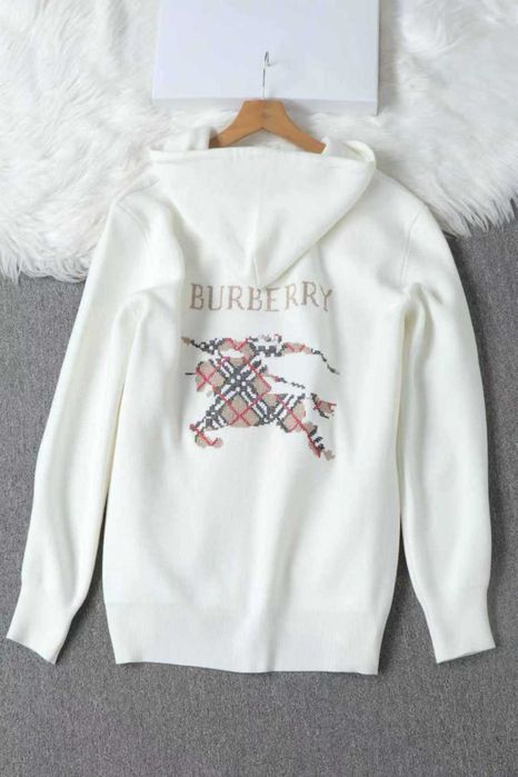 Hanorac Burberry , calitate premium , pe comanda , nou , S