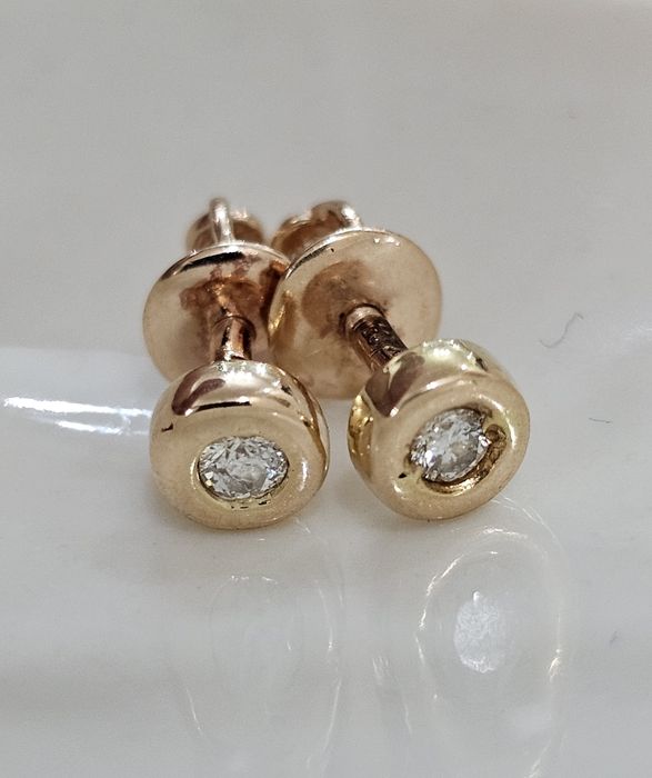 Бриллиант серьги 585проба
