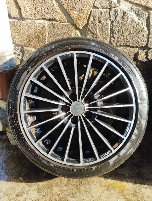 O.Z. Racing (35th Anniversary Black) - 5x100 - 7.5Jx16 H2 - ET 40