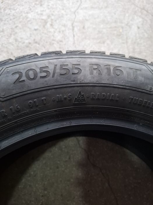 4 Зимни гуми Барум 205/55/16 ДОТ19 8мм