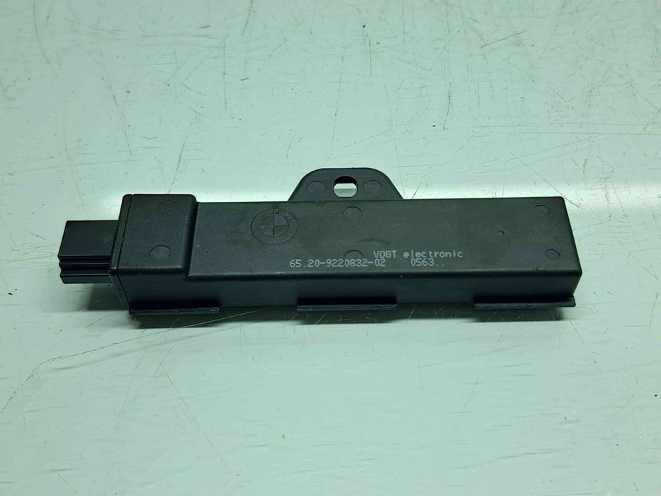 Modul confort  Bmw 5 (F10) [Fabr 2011-2016] 9220832-02