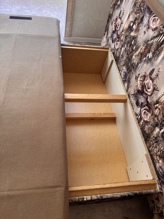 Диван в хорошом состояние город Тараз