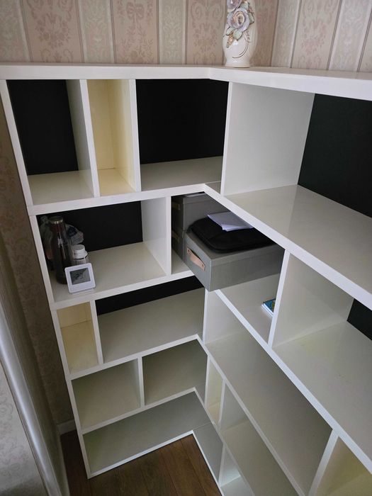 Библиотечка / Етажерка за книги