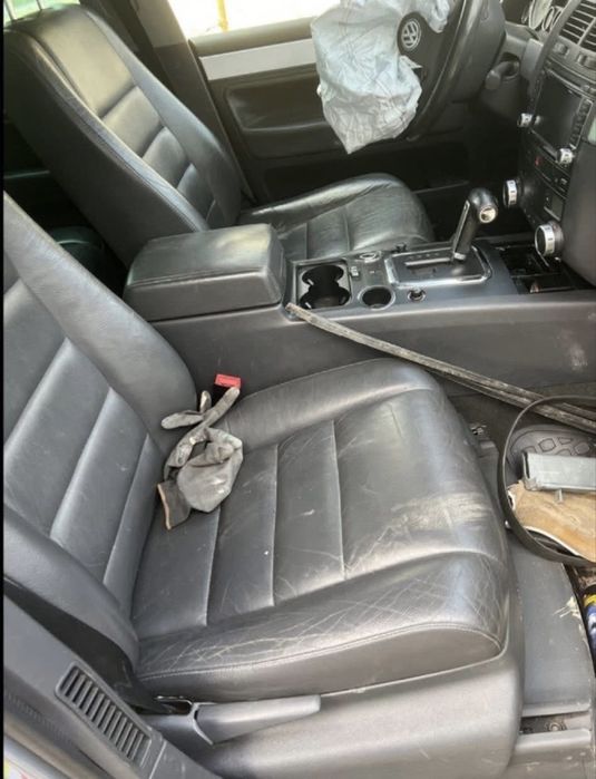 Dezmembrez Volkswagen Touareg