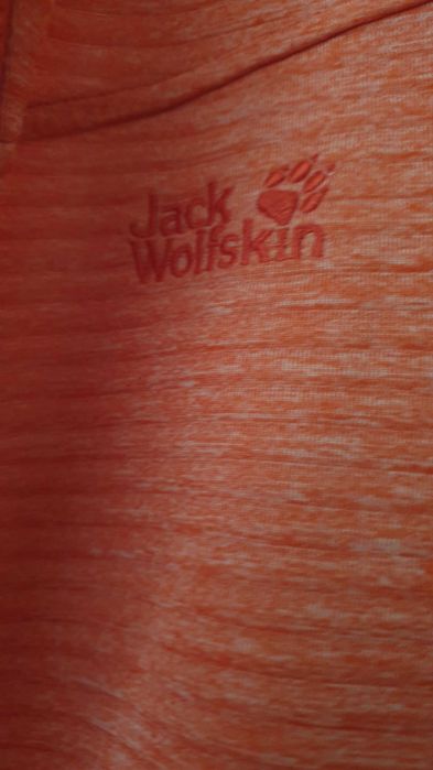 Jack Wolfskin Дамски спортен суичър+ Тениска за 60лв
