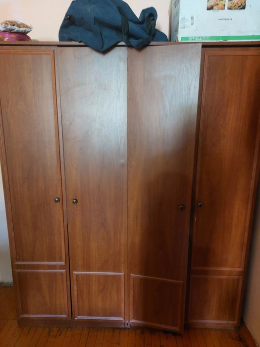 Шкаф, тумбочка,телевизор,айна