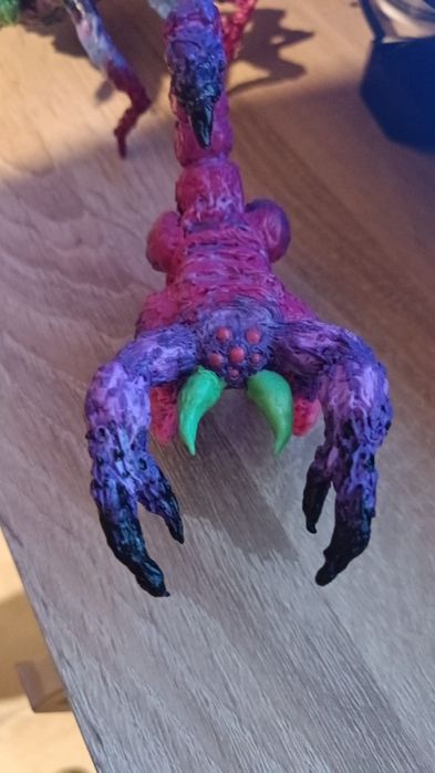 Vând figurine handmade din plastic