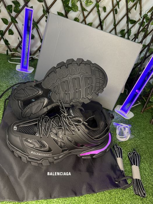 Balenciaga Track cu Led