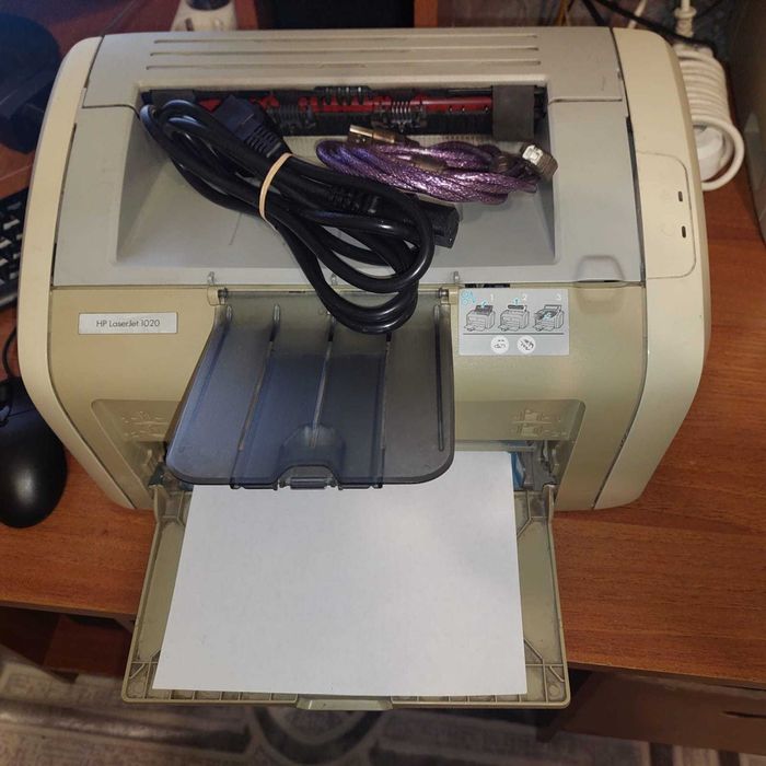 Продам принтер  HP LaserJet 1018