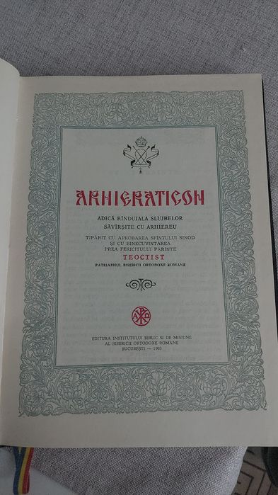 Vand carti bisericesti