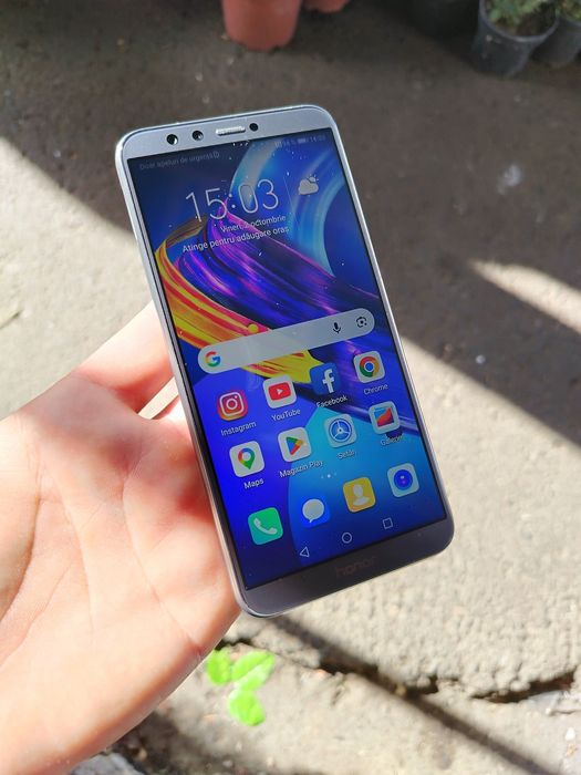Huawei Honor 9 silver impecabil