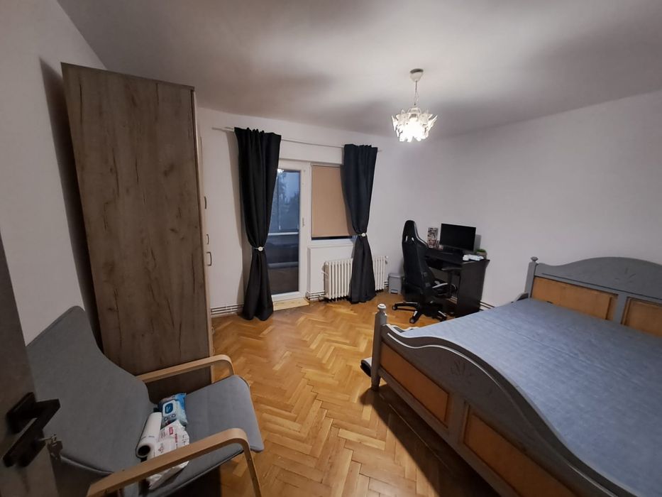 Proprietar, apt 3 camere zona Odobescu