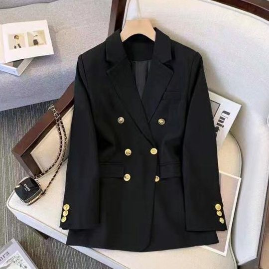 Продам кастюм,пиджак .