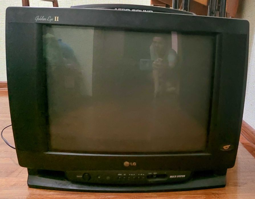 Продается Телевизор LG