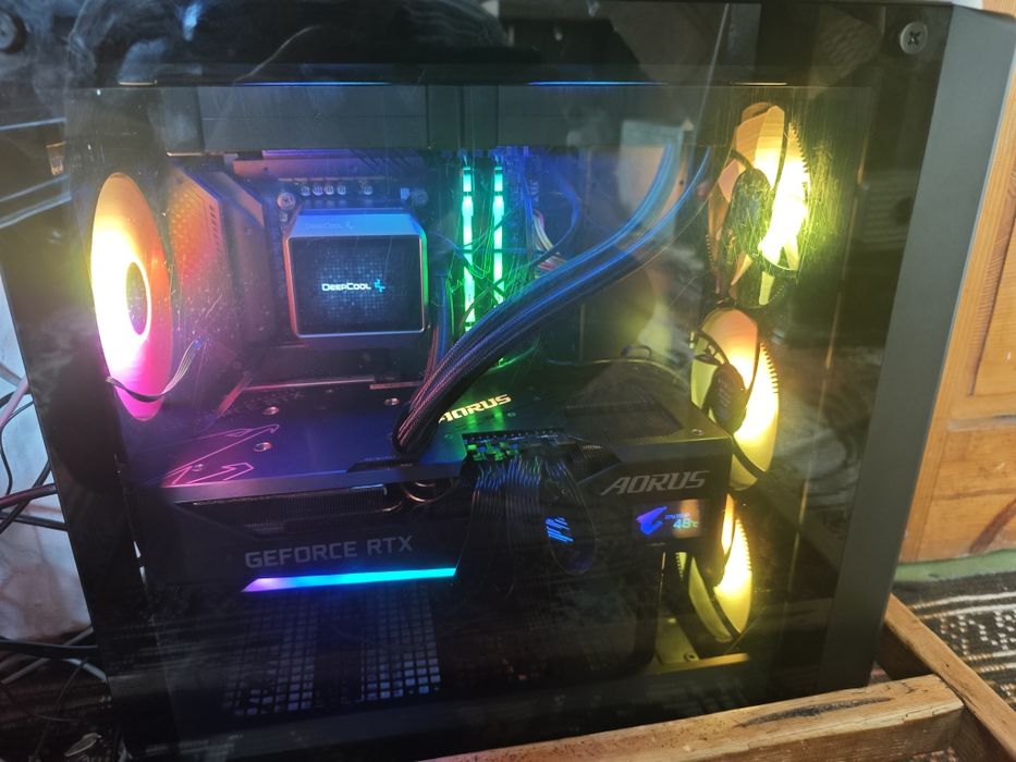 Водно охлаждане deepcool mystique 240 RGB