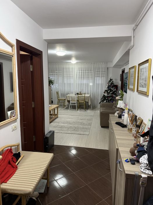 Vand apartament 2 camere