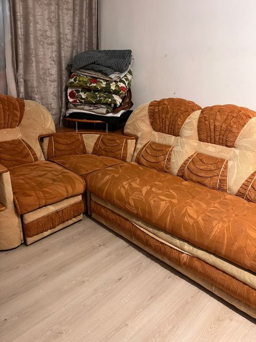 Продаю диван и кресло
