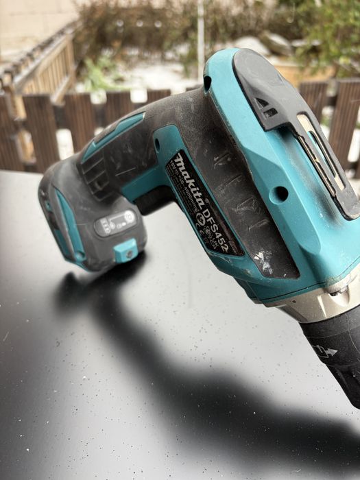 Makita DFS452 – șurubelniță 18 V pentru gips‑carton / rigips