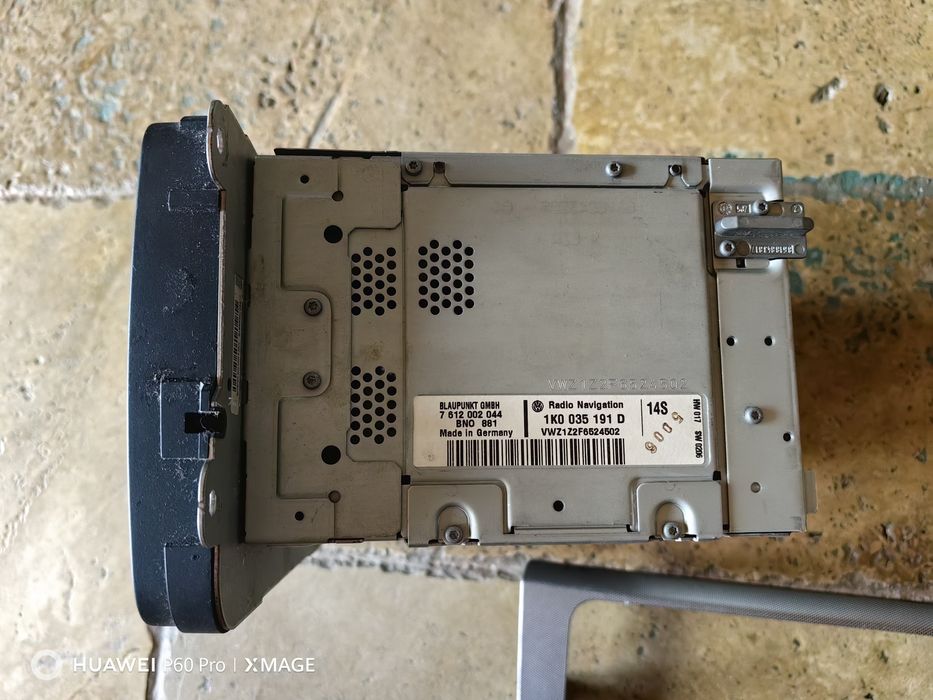 Vand radio cd mp 3 wv + rama volkswagen